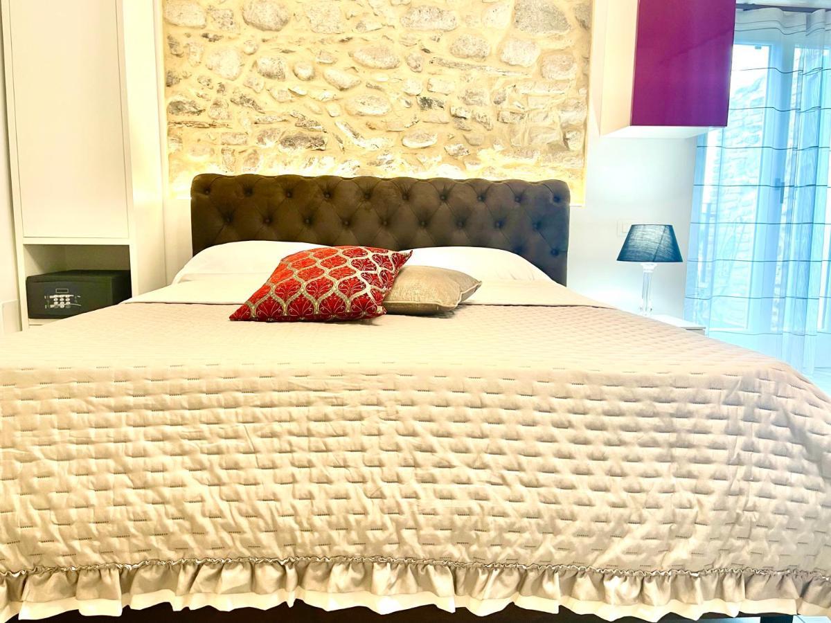Dimora Di Charme Rooms & Apartments Peschiera del Garda Eksteriør bilde