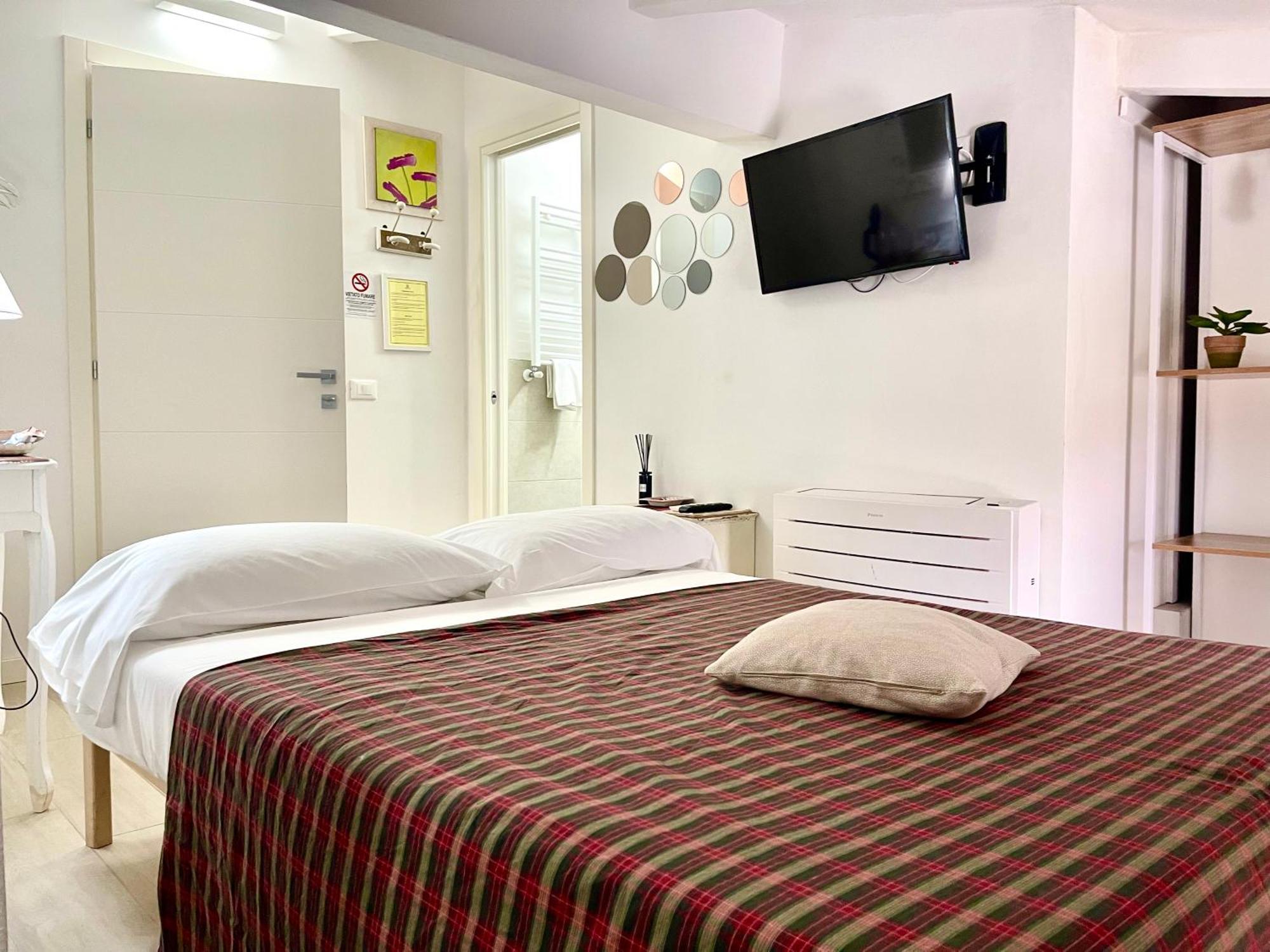 Dimora Di Charme Rooms & Apartments Peschiera del Garda Eksteriør bilde