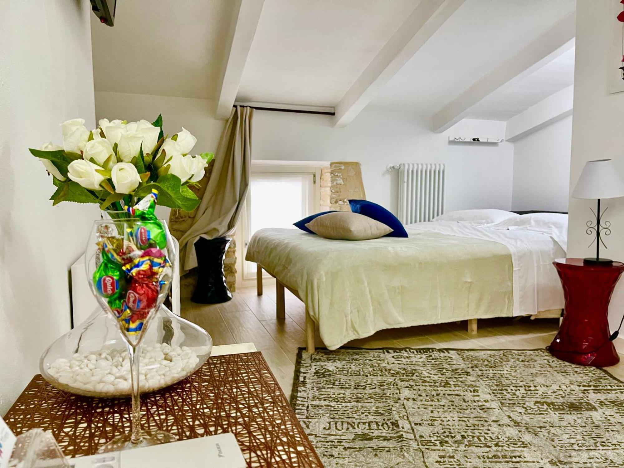Dimora Di Charme Rooms & Apartments Peschiera del Garda Eksteriør bilde