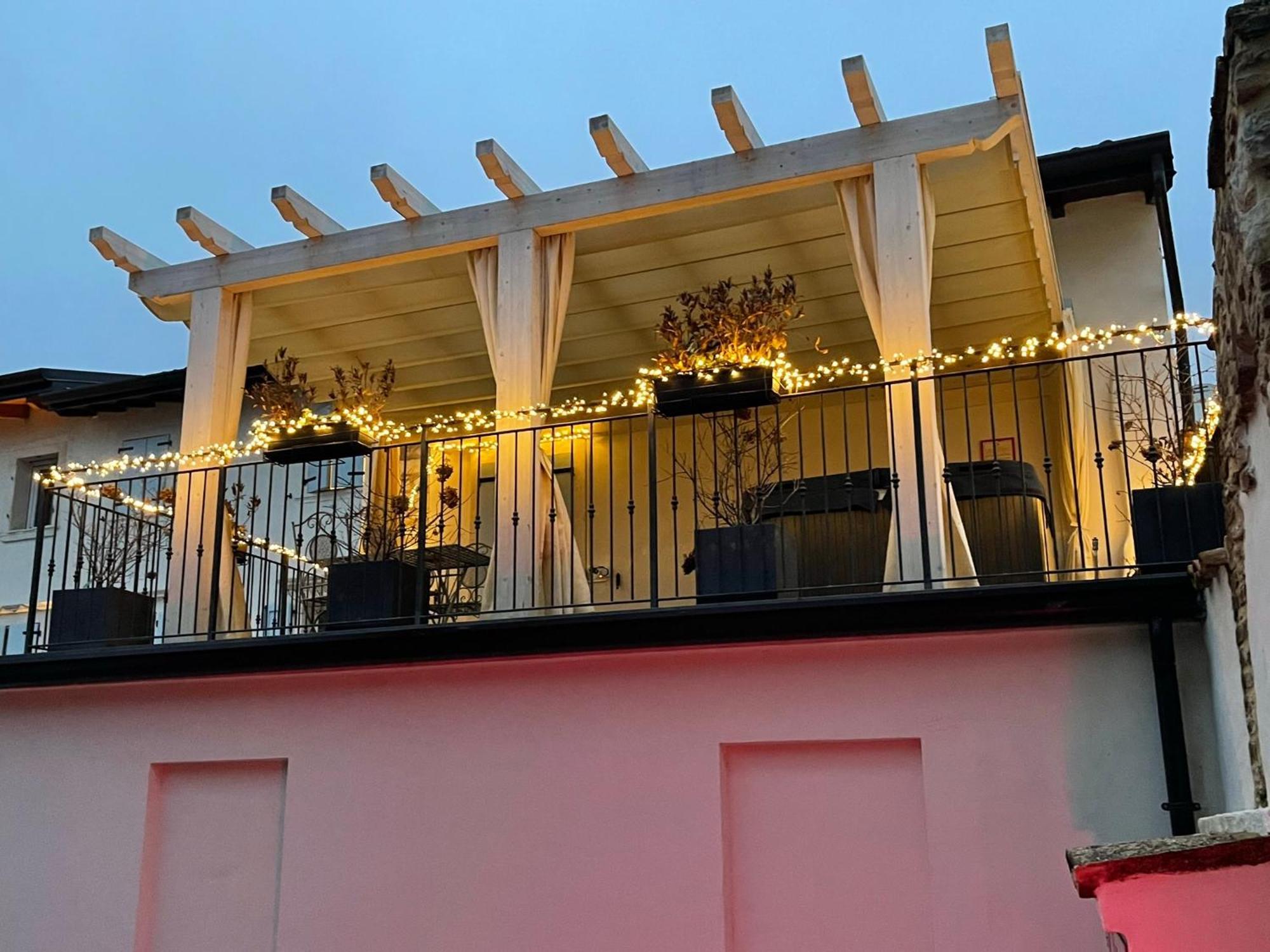 Dimora Di Charme Rooms & Apartments Peschiera del Garda Eksteriør bilde