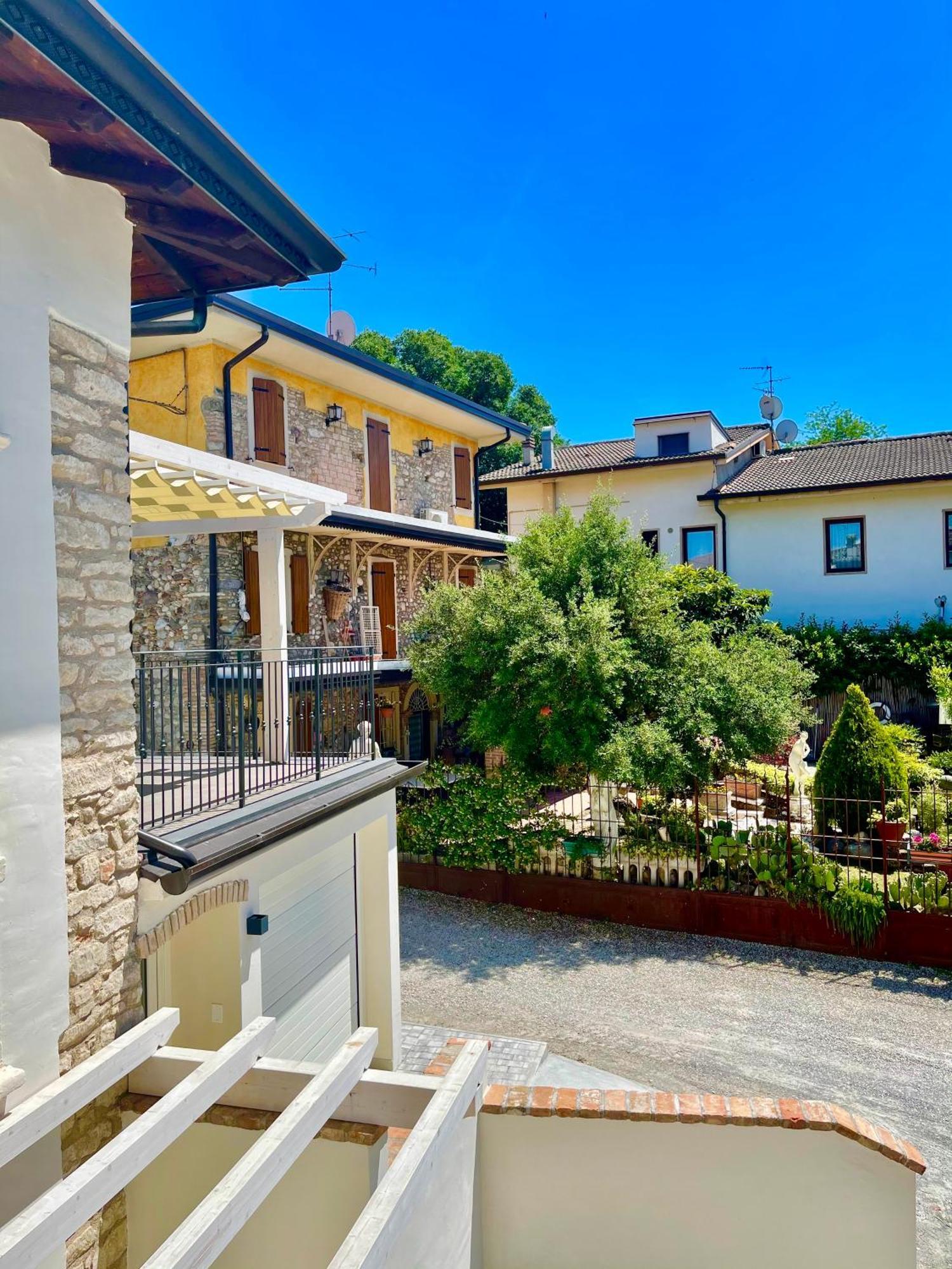 Dimora Di Charme Rooms & Apartments Peschiera del Garda Eksteriør bilde