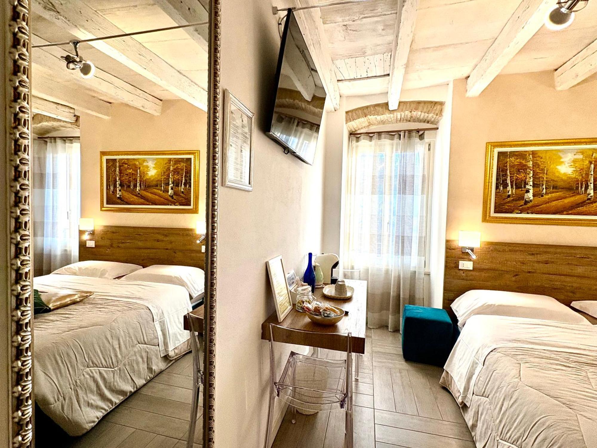 Dimora Di Charme Rooms & Apartments Peschiera del Garda Eksteriør bilde